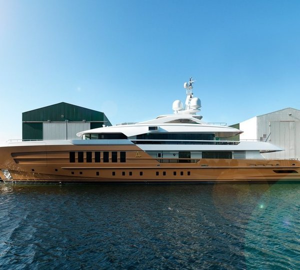 azamanta yacht